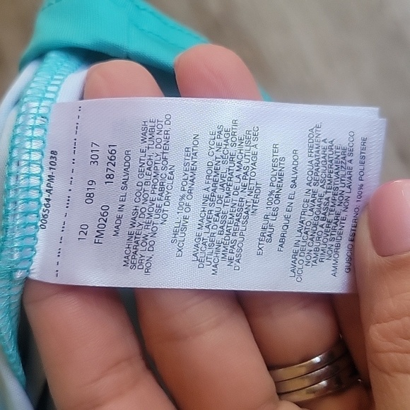 Columbia PFG Aqua Long Sleeve with Flag on Back Size Small - Picture 5 of 8